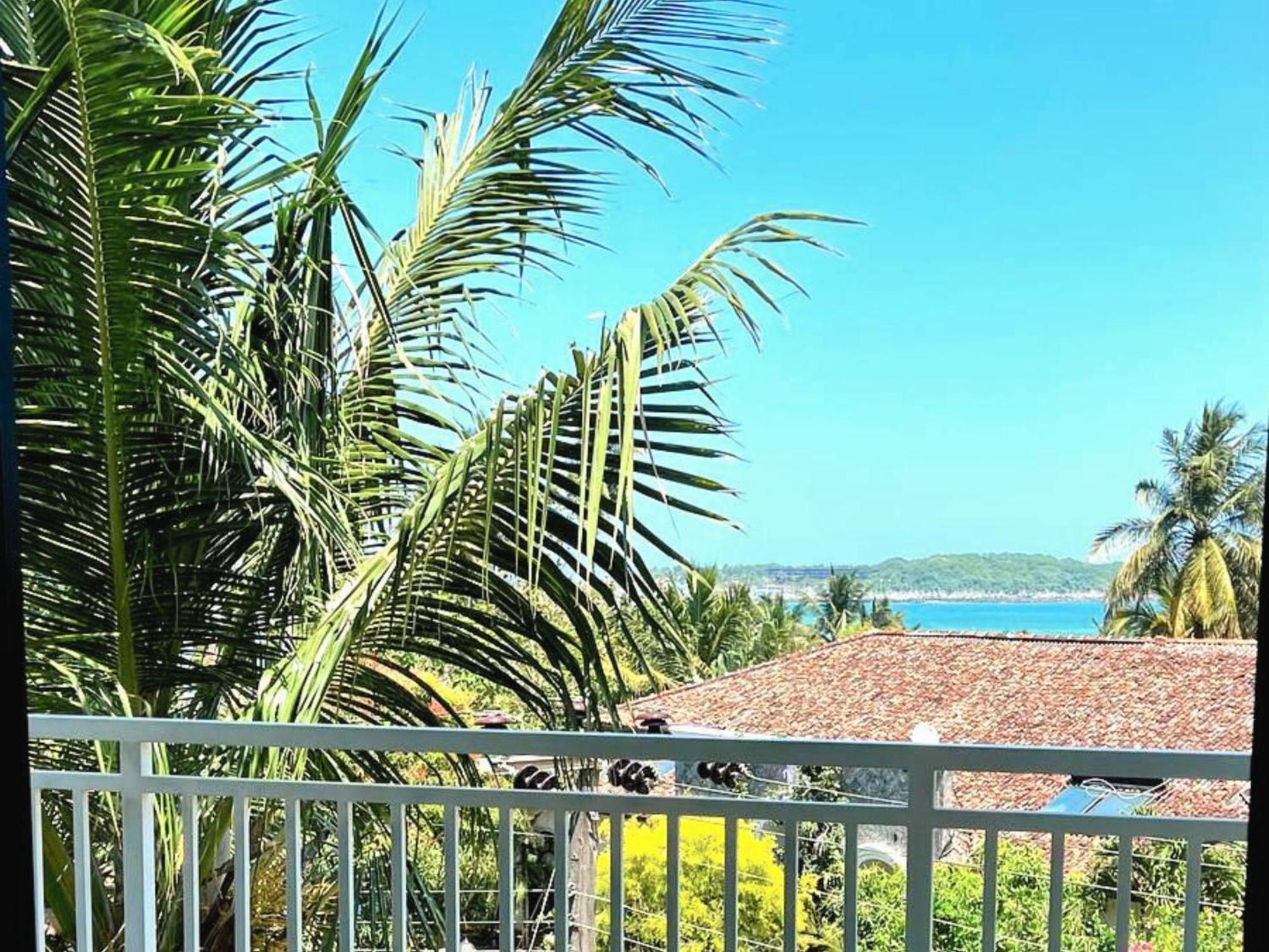 Calma - Surf, Yoga & Coffee On A Private Beach Dikwella Sur Exterior foto